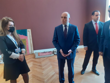 Nazirlə işçi arasında gərginlik: "Siz bunu məndən yaxşı bilməlisiniz..." - VİDEO