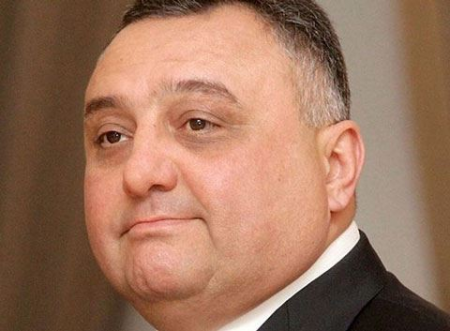Eldar Mahmudovun əmisi oğlu ilə bağlı verilən protest üzrə məhkəmə başlayıb