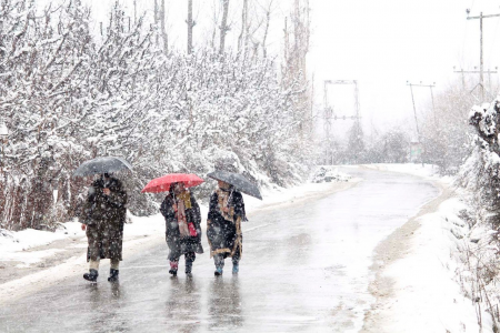 Sabah bəzi rayonlara qar yağacaq