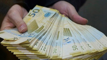 Yevlax bələdiyyəsində kassadan nağd pul əsassız silinib