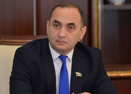 Deputatdan məktəblərin bağlanması təklifinə ETİRAZ