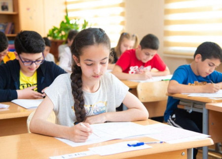 Şagirdlərin elektron yerdəyişməsinə başlanıldı
