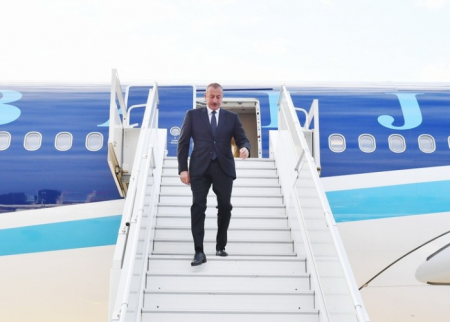 Prezident İlham Əliyev Rusiyaya rəsmi səfərə gedib