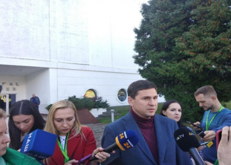 Rusiya Ukrayna hökumətini devirmək istəyir - Zelenskinin ofisi