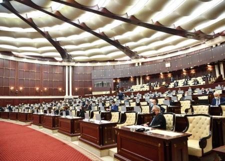Parlamentin növbəti iclasının vaxtı məlum olub