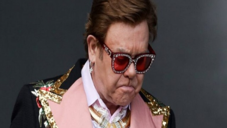 "Ukrayna xalqı bu dəhşəti yaşamağa layiq deyil" - Elton Con (FOTO)