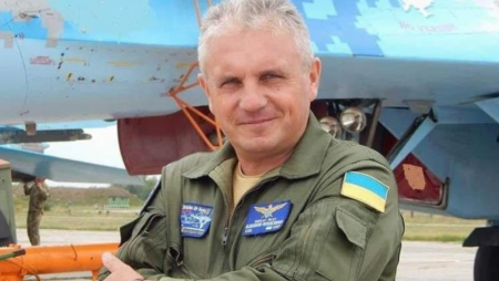 Dünyanın ən yaxşı hərbi pilotu Ukraynada vuruldu - FOTO