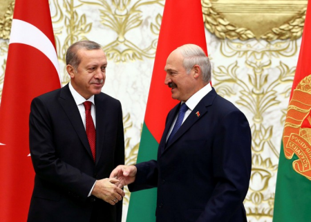 Ərdoğan Lukaşenko ilə Ukraynanı müzakirə etdi