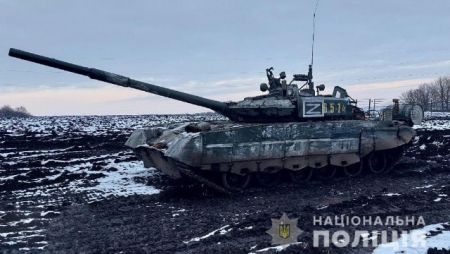 Xarkov polisi iki rus tankını məhv etdi - VİDEO