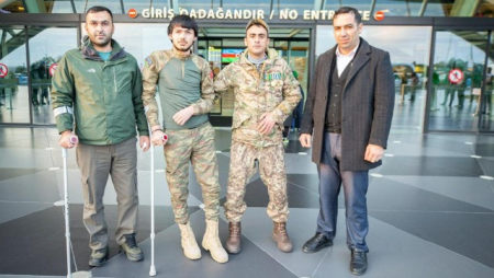 Türkiyədə müalicə olunan daha 3 qazi Azərbaycana qayıtdı