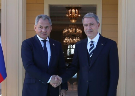 Hulusi Akar Şoyqu ilə danışdı
