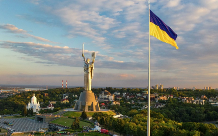 Ukrayna Rusiyanı dayandırmaq üçün Çindən dəstək istəyib