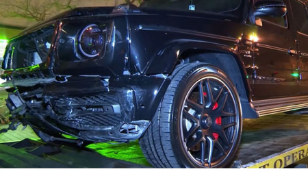 Bakıda “Gelandewagen” “Mercedes”ə çırpıldı - FOTO