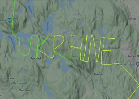 Helikopter Norveç səmasında "Ukrayna" sözünü yazdı - FOTO