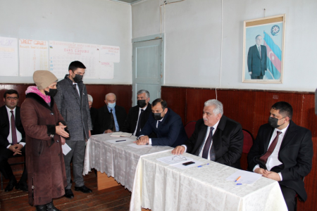DAŞKƏSƏN RAYON İCRA HAKİMİYYƏTİNİN BAŞÇISI ƏHƏD ABIYEV  ZAĞALI KƏNDİNDƏ VƏTƏNDAŞLARIN QƏBULUNU KEÇİRİB