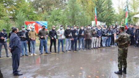 Bu şəxslərə hərbi xidmətdən möhlət verildi