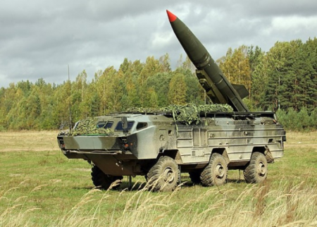 Ukrayna ordusu rusları "Toçka-U" raketi ilə VURDU