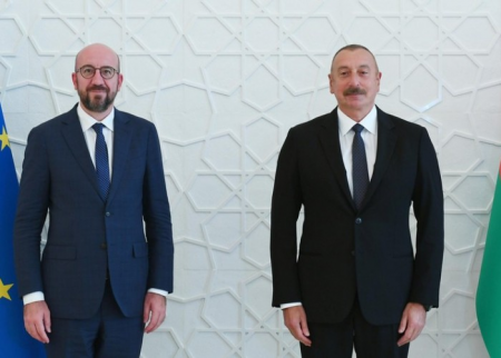 Prezident Şarl Mişellə Ukraynadakı vəziyyəti müzakirə etdi