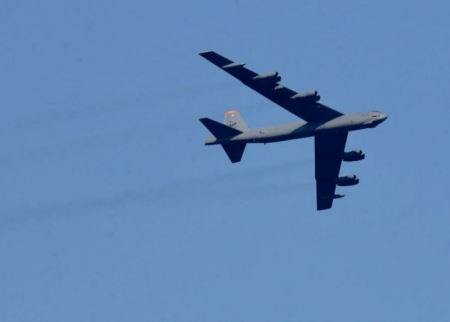 ABŞ bombardmançı təyyarədən hipersəsli raket buraxdı