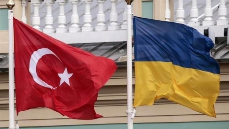 Türkiyə səfirliyi Kiyevə qayıtdı - FOTO