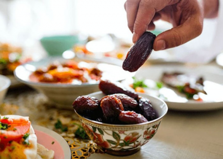 Ramazanın altıncı gününün duası - İmsak və iftar vaxtı