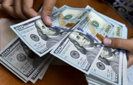 Dollar yeni həftəyə belə başlayacaq