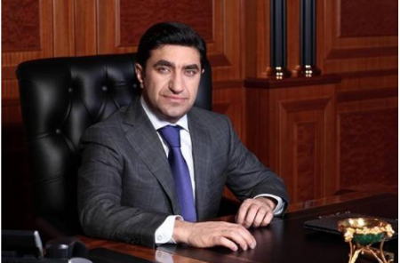 İlham Əliyev Qod Nisanovu təltif etdi