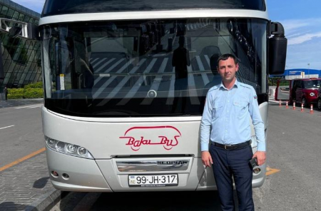 Bakıda sürücü avtobusdan 19 min dollar tapıb