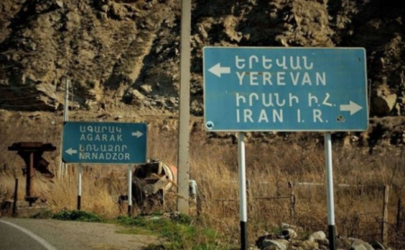 İran Ermənistandan əvəz çıxdı