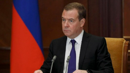 Medvedev ABŞ-ın Ukraynaya yardımını tənqid etdi