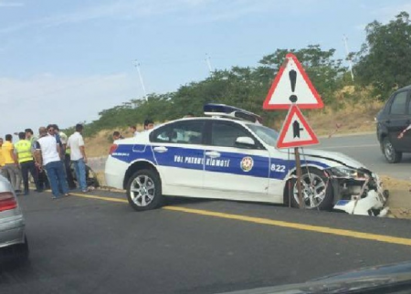 Bakıda sərxoş sürücü qəsdən DYP avtomobilini vurdu, həbs edildi