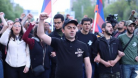 İrəvanda kütləvi mitinqlər keçirilir - VİDEO