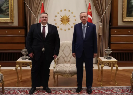 Ərdoğan Overçukla görüşdü
