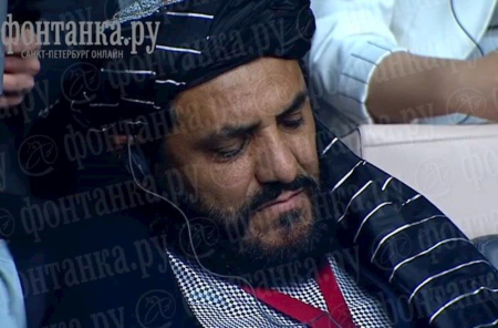 Putin danışdı, “Taliban” nümayəndəsi yuxuladı - Video