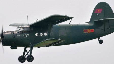 Rusiyada “An-2” təyyarəsi radardan İTDİ