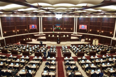 Parlament büdcənin icrasını qəbul etdi