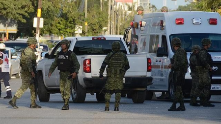 İtkin düşən polislərin cəsədləri avtomobildə tapıldı