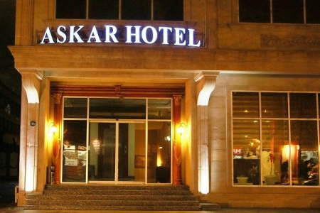 “Askar” Hotel müştərilərinin şəxsi məlumatlarını “Tik-Tok”a ötürür? - VİDEO