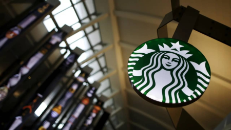 “Starbucks” İngiltərəni tərk etməyi planlaşdırır