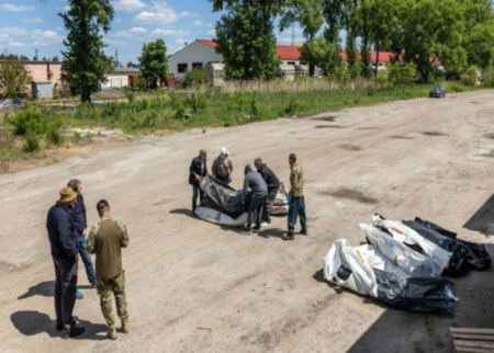 Rusiya 25 hərbçinin meyitini Ukraynaya təhvil verdi