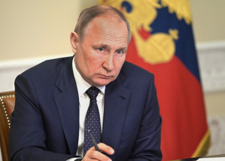 Rusiyada 19 deputat Putinin istefasını TƏLƏB ETDİ
