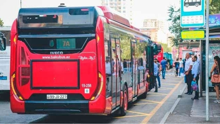 40 marşrut xətti üzrə avtobuslar gecikir