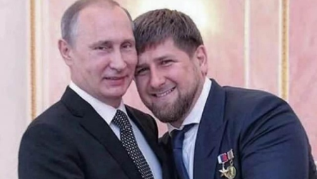 Kadırov Putinin çıxışından kövrəldi