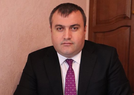 Elçin Sadıqov Rasim Məmmədovun məhkəməsinə buraxılmadı