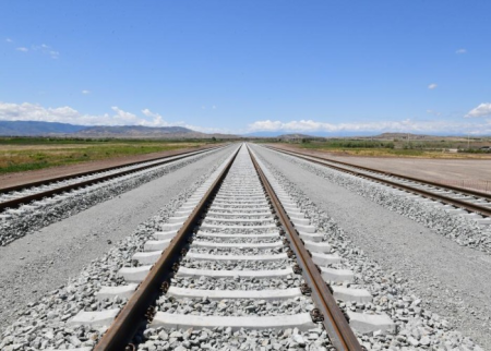 Cəbrayılda Qumlaq dəmir yolu stansiyasının təməli qoyuldu