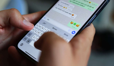 Whatsappda 32 nəfər eyni anda danışa biləcək