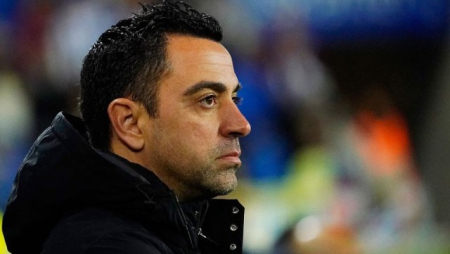 Xavi "Barselona"nı bu halda tərk edəcək