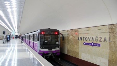 Metronun bu stansiyasında işıqlar söndü