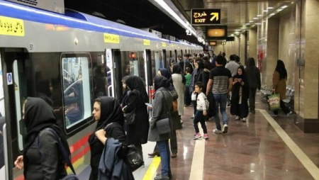 Tehran metrosunda insanlara atəş açdılar