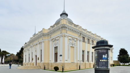 Mədəniyyət Nazirliyi Kukla Teatrında yoxlamalar aparır